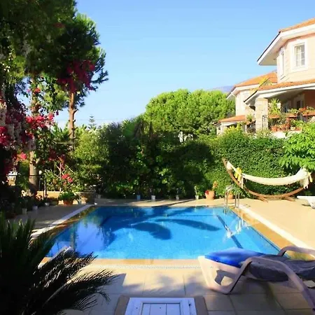 Fethiye-oludeniz 度假居 费特希耶